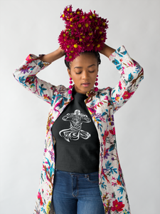 BUDA - MEDITANDO - CAMISETA -